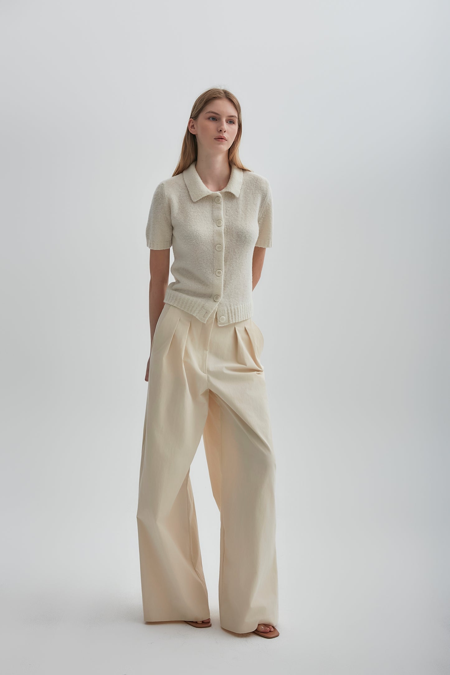 Amelia Cardigan (Off White)