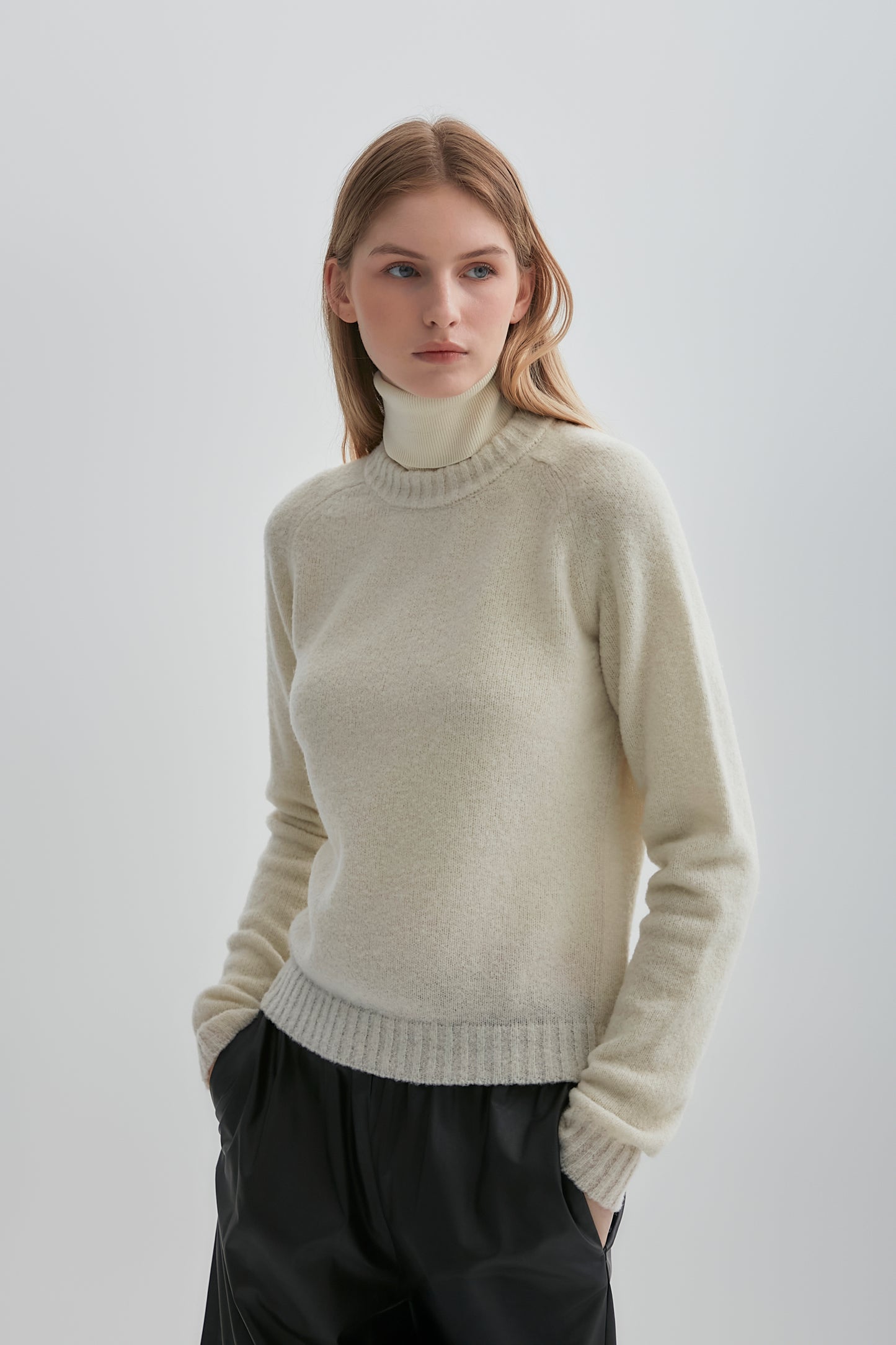 Sloane Crewneck (Off White)